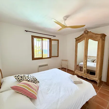 Private - Panoramic Sea View & Private Pool Villa