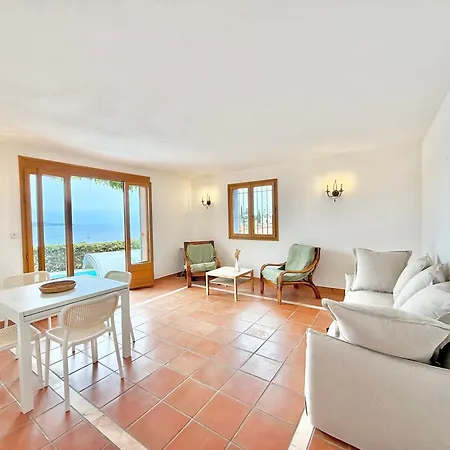 Private - Panoramic Sea View & Private Pool *